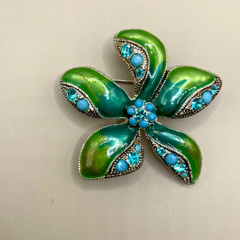 MONET Brooch